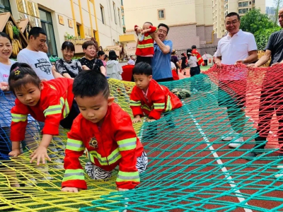 消防安全 · 携手童行——兰州市城关区山河绿茵幼儿园2024年春季亲子消防演练活动