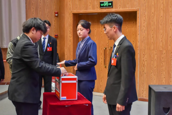 兰州信息科技学院第四次学代会顺利召开